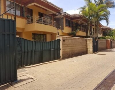 5 Bedroom Villa For Rent in Lavington