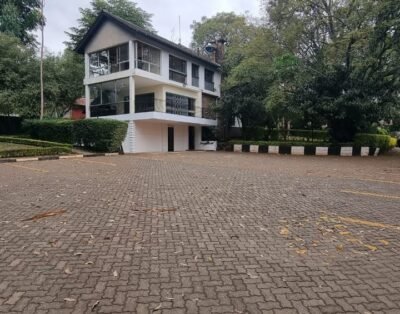 5 Bedroom Commercial Space for Rent in Lavington